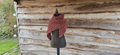 Wollen omslagdoek/ driehoeksshawl rood
