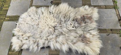 Grote lichte vacht 'Jane' - Afbeelding 2