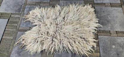 Lichte vacht krullen 'Mona' - Afbeelding 3